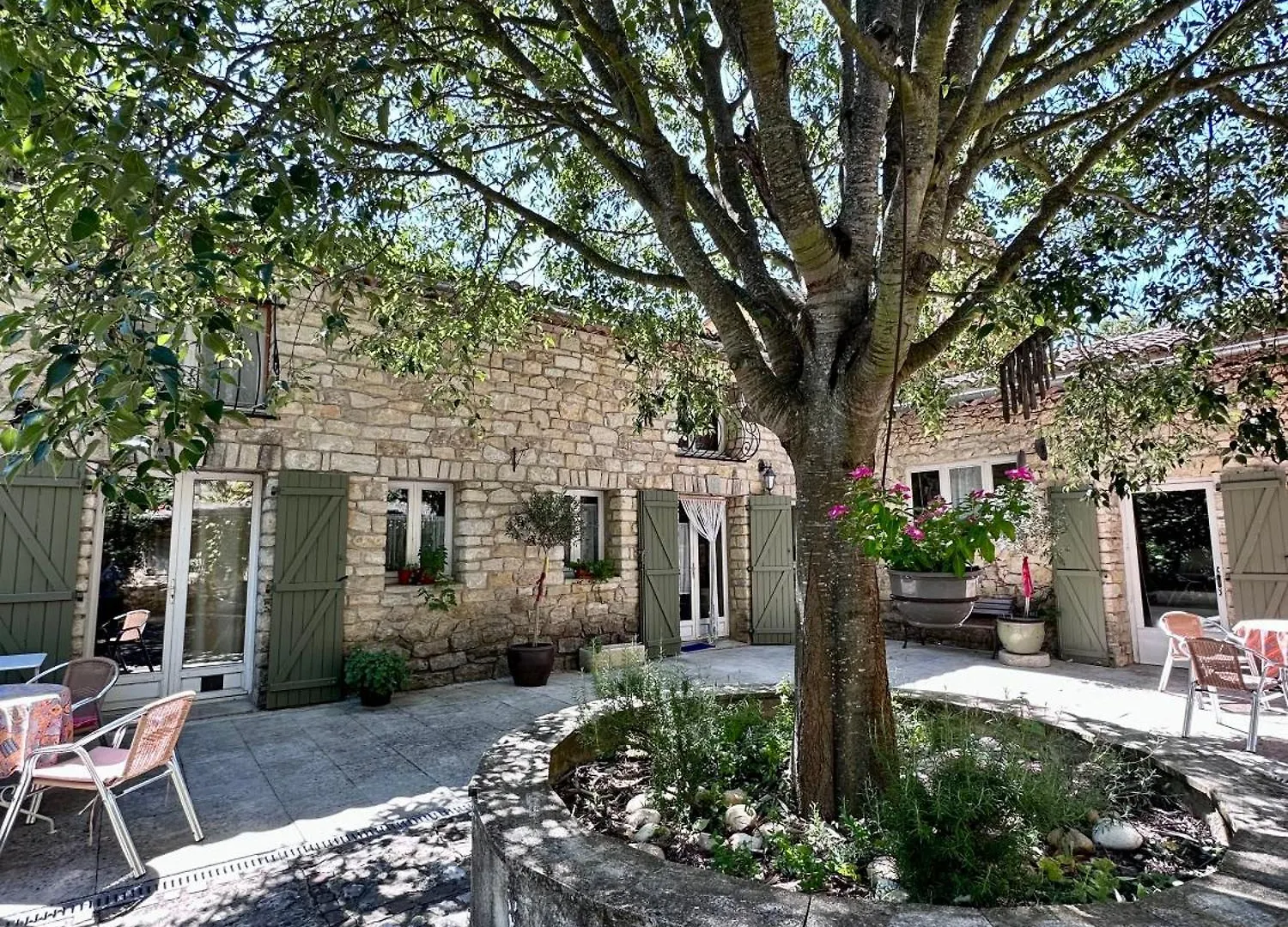 Couette-café Moulin d'Antelon B&B Crillon-le-Brave